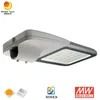 ไฟถนนพลังงานแสงอาทิตย์แบบพกพา LED อัจฉริยะภายนอกอาคาร 80W