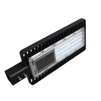 มุมของลำแสงมุมกว้างแสงกลางแจ้งโคมไฟถนน 20W-150W IP65 พร้อมรับประกัน 3 ปี