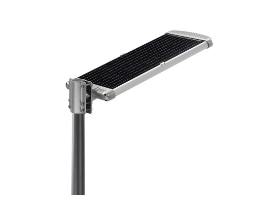 IP65 40W 170lm / w ไฟถนนพลังงานแสงอาทิตย์กลางแจ้ง 2700-6500K เวลาชาร์จ 6 ชั่วโมง