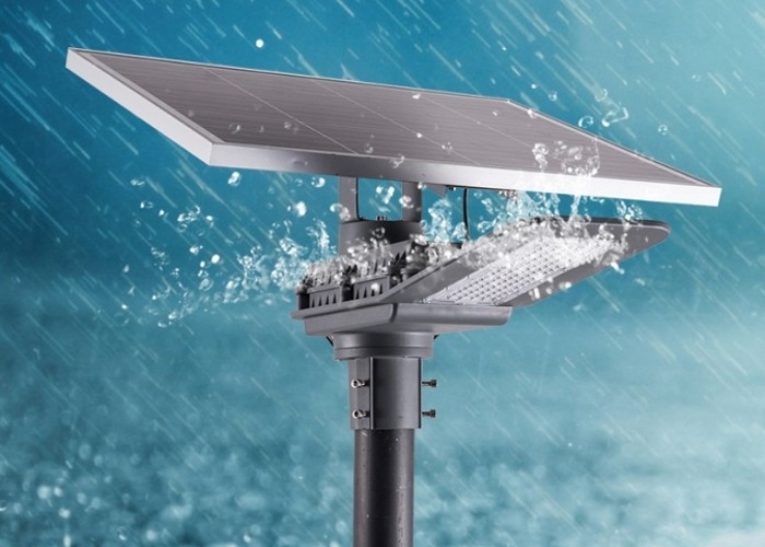 SMD 30W IP65 โคมไฟถนนพลังงานแสงอาทิตย์กลางแจ้ง 120 LM / W พร้อมแบตเตอรี่แผงโซลาร์เซลล์